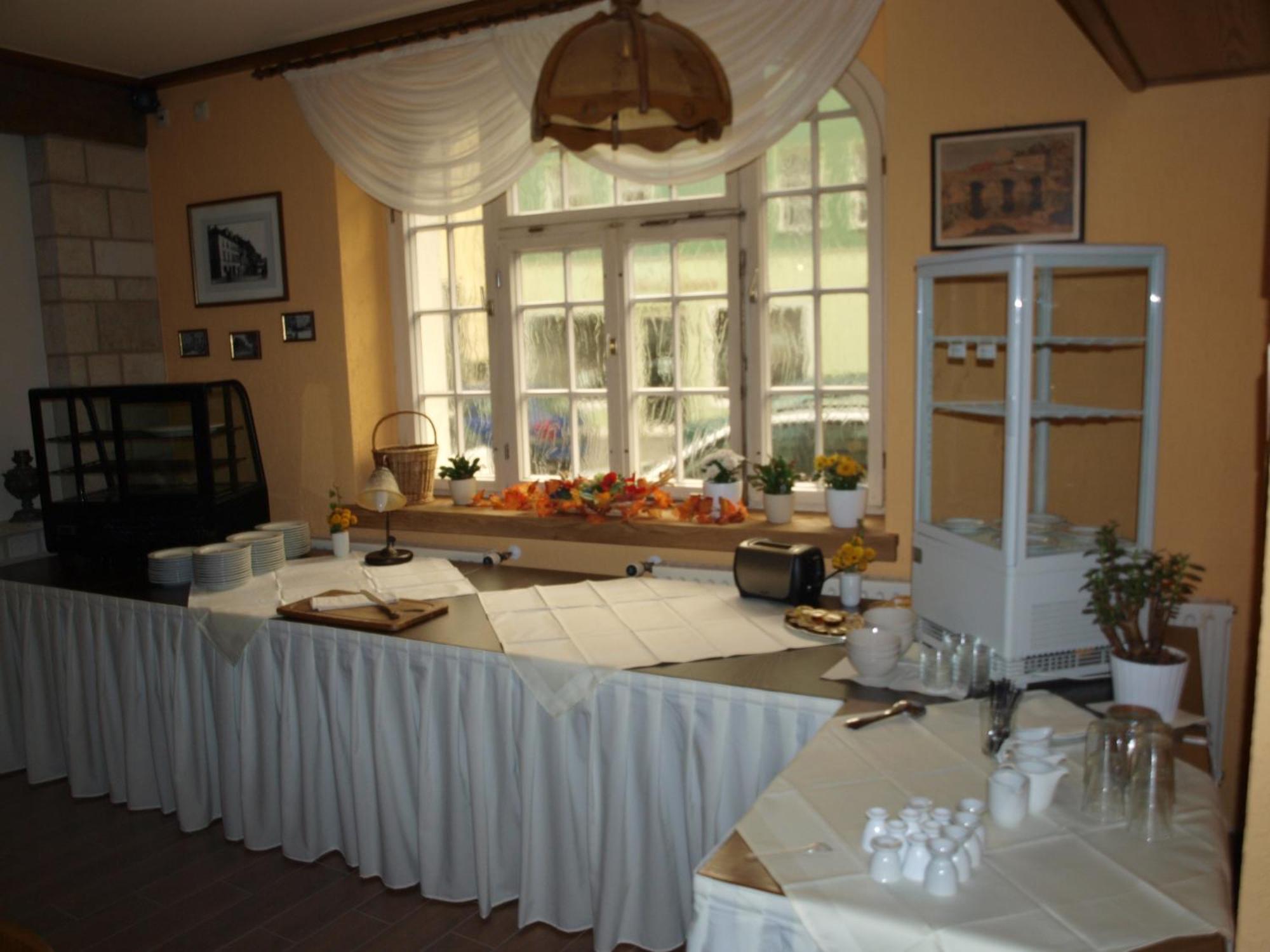 Gasthof Zur Schweiz Jena Bagian luar foto